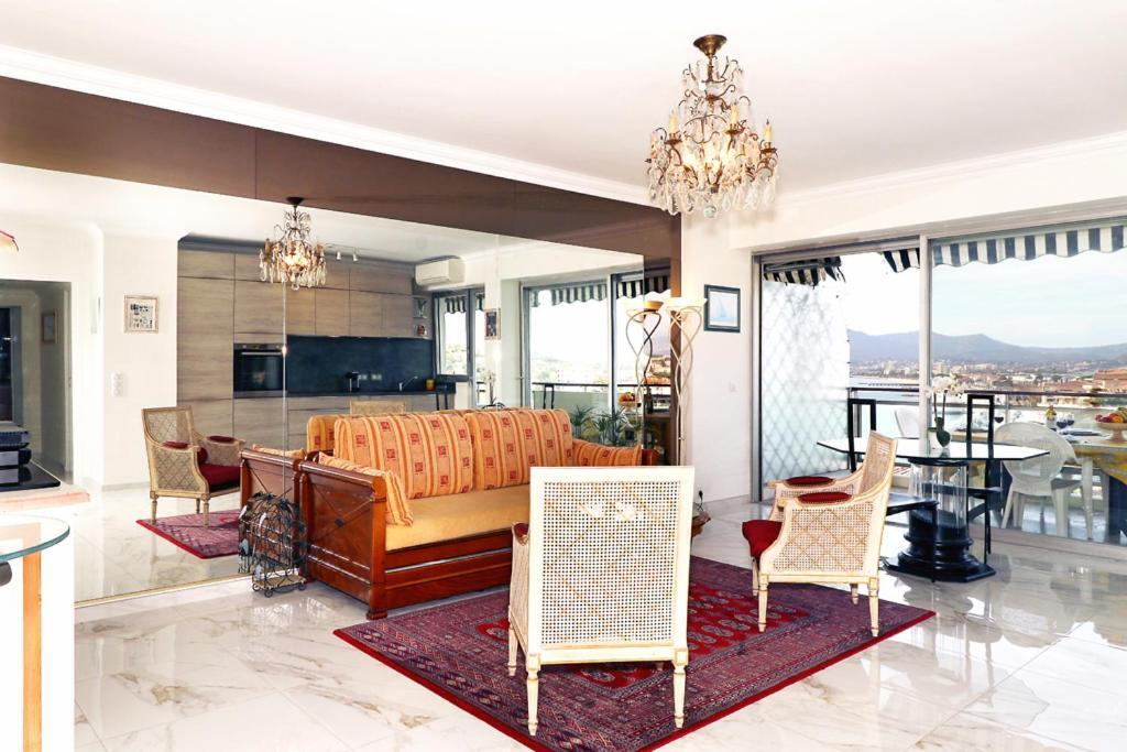 Appartamento Chateau De La Cannes
